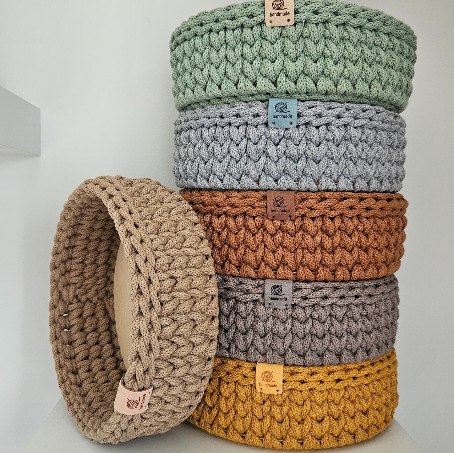 Treplate, trebunn til kurv